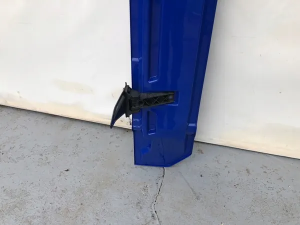 Spoiler de cabine MAN TGX TG3 direito 81629105384 image 8