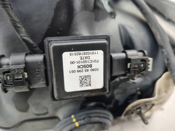 AdBlue-säiliö OEM 0444050032 Sprinter Crafter 2.5 TDI:lle image 10