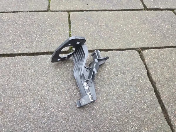 SEAT IBIZA IV LIFT Linker spuitbeugel 6J0807595A image 5