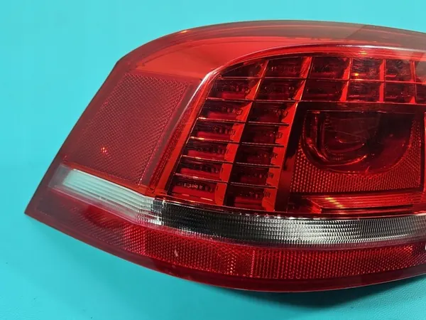 Luz Trasera Izquierda Sedán VW Passat B7 LED OEM 3AE945207B image 5