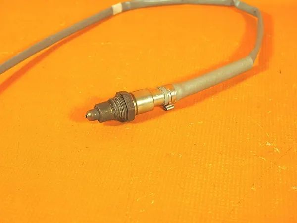 Sensor de escape Audi Q3 83A 06k906262ap image 4