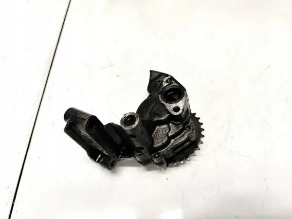 Öljypumppu OEM 06a115121 Volkswagen Caddy 1.9L image 2