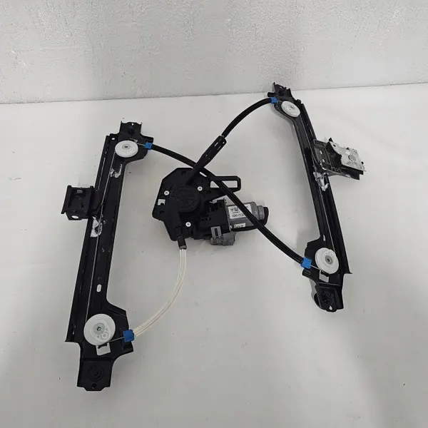 Tesla X Plaid vänster bakruta motor OEM 1614128-00-D image 2