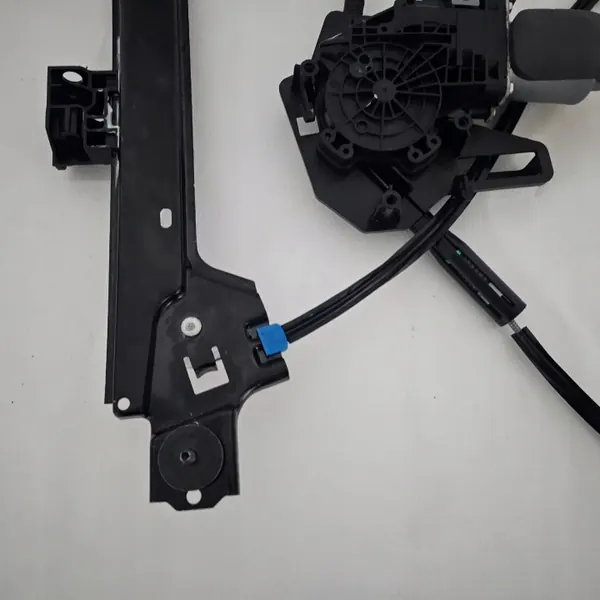 Tesla X Plaid vänster bakruta motor OEM 1614128-00-D image 8