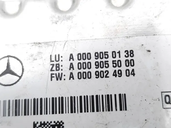 Mercedes-Benz Frontscheibenkamera OEM A0009050138 image 7