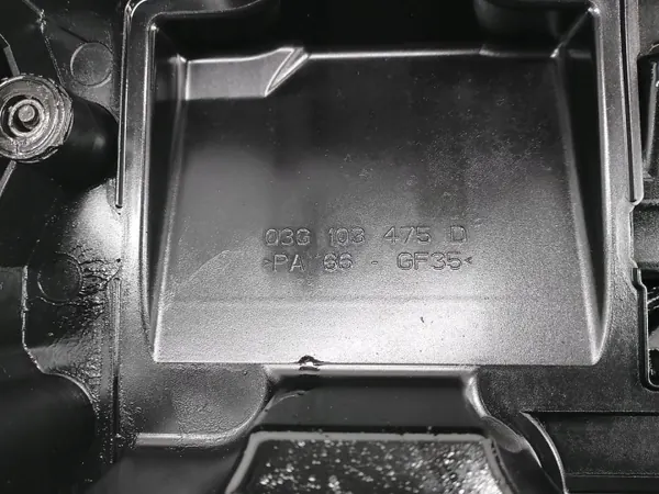 Tapa de válvulas OEM 03G103469M 03G103475D para VW Golf V image 7