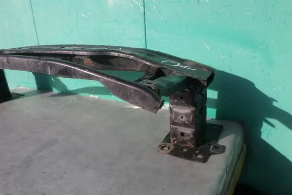 Rinforzo paraurti anteriore Audi A3 8Y image 3