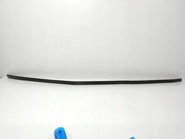 Land Rover kattolista vasen OEM J8A2-617C79-AD image 2