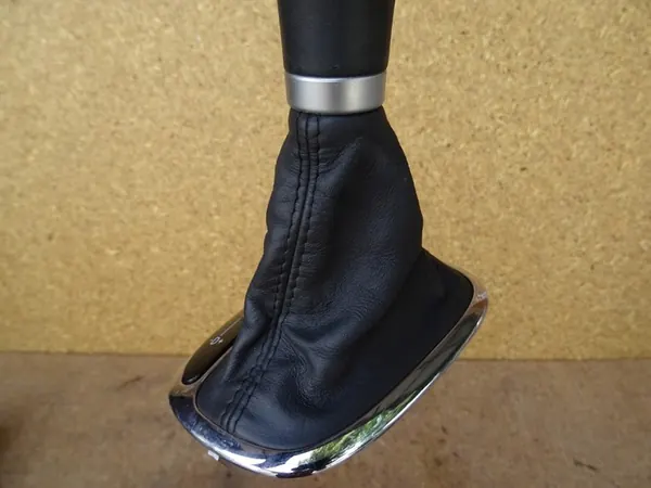 MERCEDES W203 CL203 CLC Automatic Gear Knob A2032672088 image 7