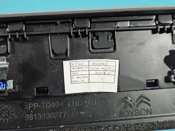 Mittventilationsgallret OEM 9813436277 Peugeot 508 II image 8
