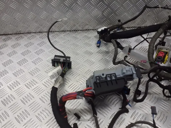 Motorraum-Installation Opel Astra J 1.4T OEM 13222786 image 5