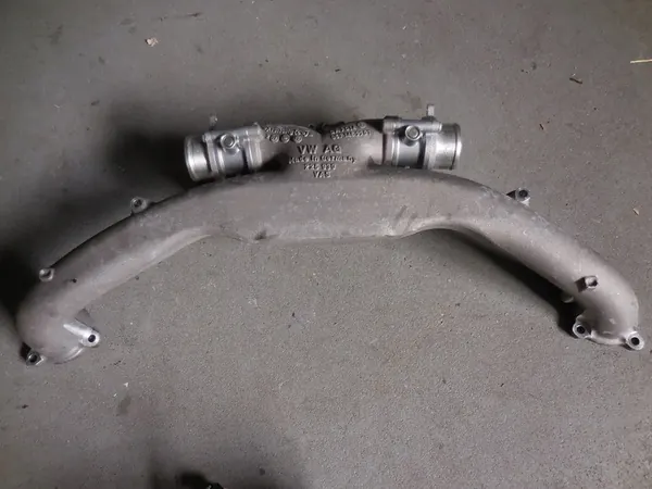 Tuyau d'intercooler Audi 057145770T image 1