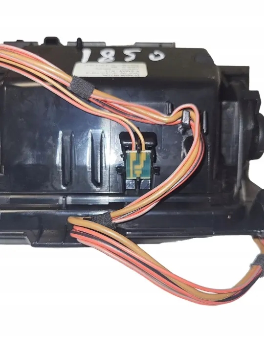 Cinzeiro BMW F10 OEM 51169171558 - Estado usado image 7