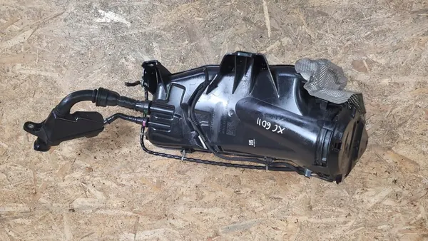 Réservoir de liquide AdBlue VOLVO XC60 II OEM 31405814 image 1