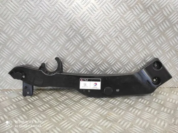 OEM 9830521680 Framstols Bältesöga - Begagnad image 2