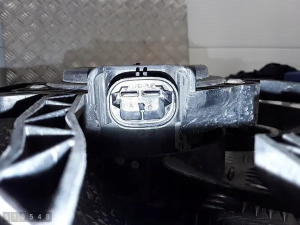 Ventilateur de radiateur d'eau OEM 9812028580 Peugeot 2008 I image 5