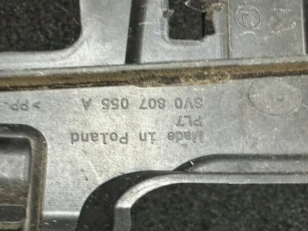 Supporto paraurti anteriore destro SKODA SUPERB III 3V0807056A image 7