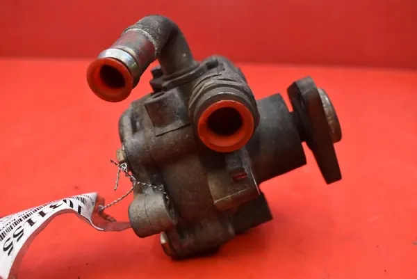 Bomba de direção Audi A6 C5 1.9 TDI 97-01 8D0145177D image 3