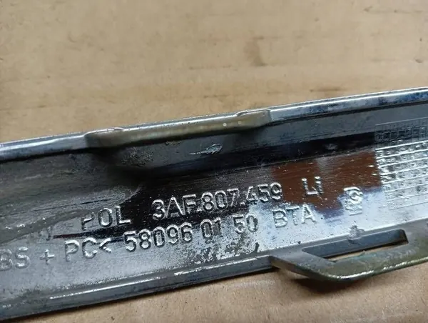 VW PASSAT B7 Combi Vasemman Takapuskuri Kromilista image 7