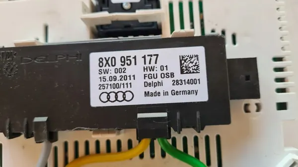 Lampe Audi Q3 Plafonnier OEM 8X0947135AK 8X0959613 image 8