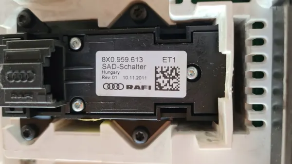 Lampe Audi Q3 Plafonnier OEM 8X0947135AK 8X0959613 image 9