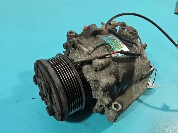 Ilmastointikompressori Honda Civic VIII 38800-RSA-E010-M2 image 4