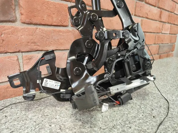 BMV623 Dakscharner & Actuator Rechts BMW 4 Cabrio image 3