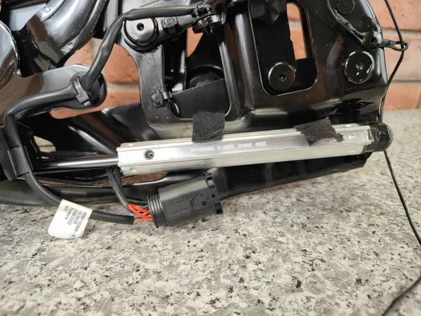 BMV623 Dakscharner & Actuator Rechts BMW 4 Cabrio image 4