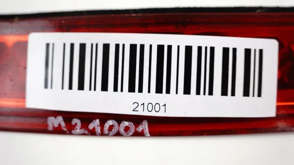 OEM 360150868 Takapysäköintivalo Hyundai IX35 09-13 image 3