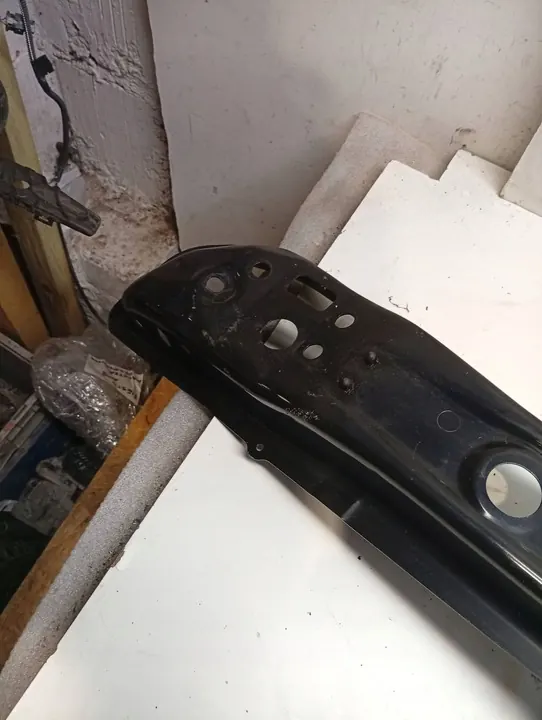 Viga de para-choque dianteiro DACIA DUSTER 2 II image 4