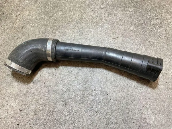 VW Intercoolerpijp OEM 1173547S03 - Gebruikt image 2