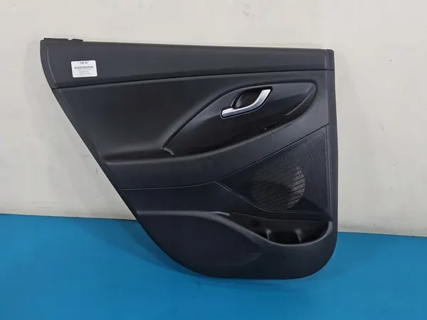 Vänster bakdörrspanel OEM 83301-G4110 Hyundai i30 image 2