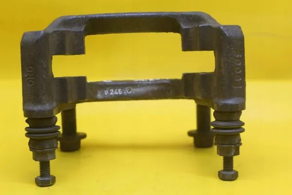 OEM 32326371B Kiinnityskahva vasen oikea taka image 10