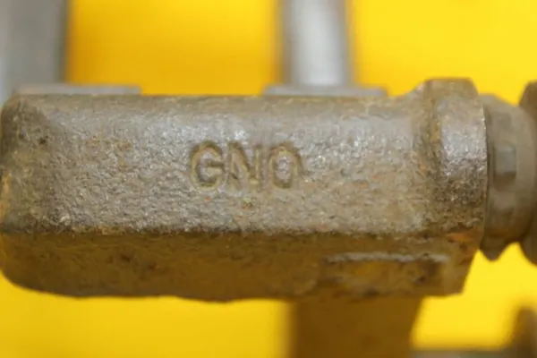 OEM 32326371B Kiinnityskahva vasen oikea taka image 5