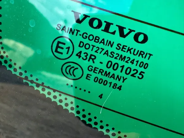 Takaikkuna lämmitetty OEM SZYBA TYLNIA GRZANA Volvo S40 II image 6