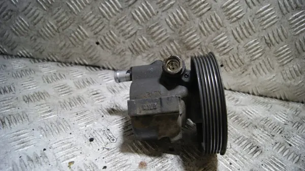 Dacia Sandero ohjauspumppu OEM 8200888505A image 5