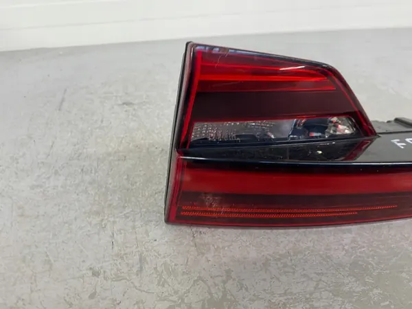 Audi A4 B-9 Lámpara LED Derecha image 2