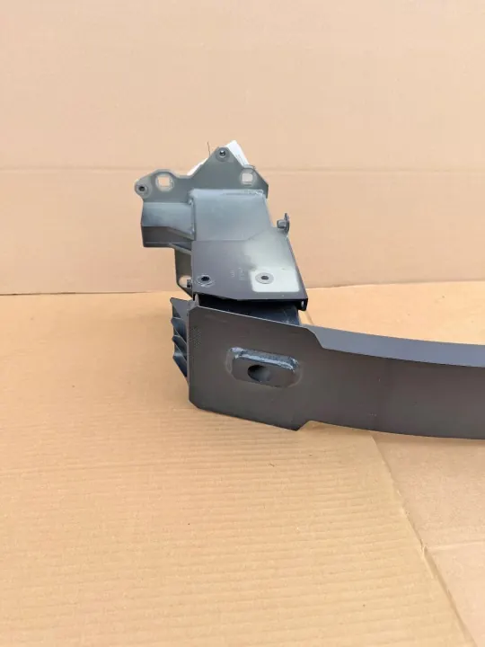 Viga delantera Volvo C40/XC40 OEM 32377149 - Usado image 3