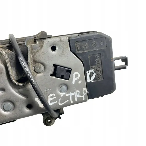 Rechte Vordertürschloss OPEL VECTRA C 24447343 image 8