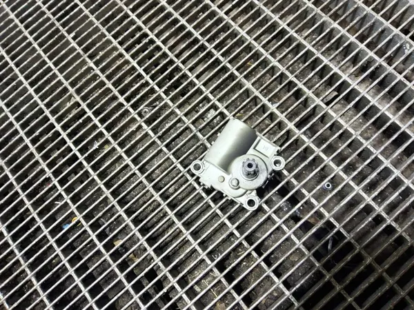 Motor de aquecimento Kia Niro 2020 OEM D332CWFBA01 image 3