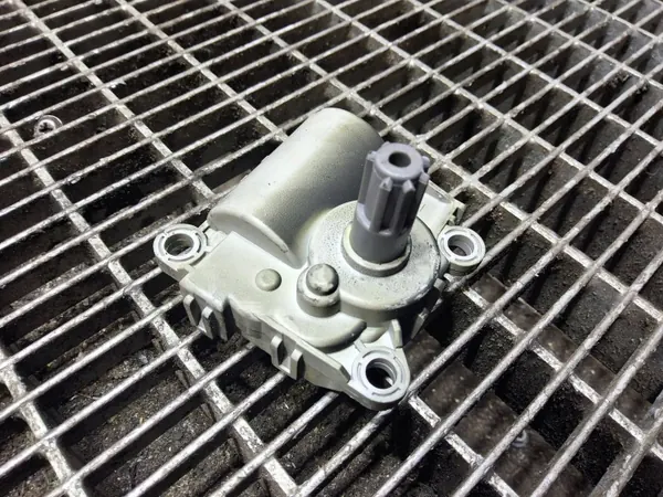 Motor de aquecimento Kia Niro 2020 OEM D332CWFBA01 image 4