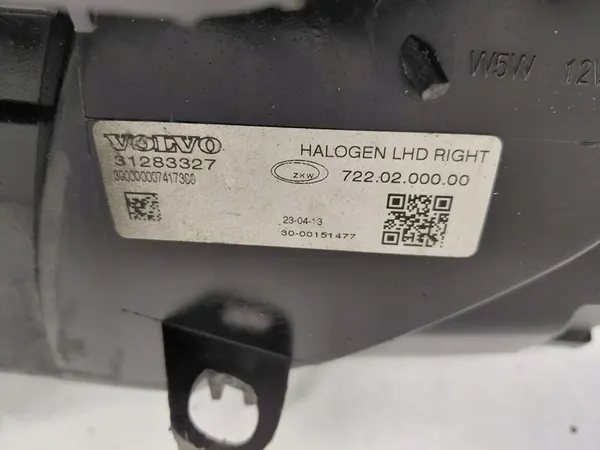 Volvo V40 Oikea Ajovalot käytetty OEM 31283327 image 3