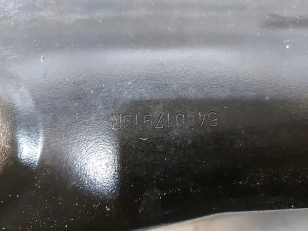 Suporte de roda dianteiro Renault OE 54401c400r usado image 4