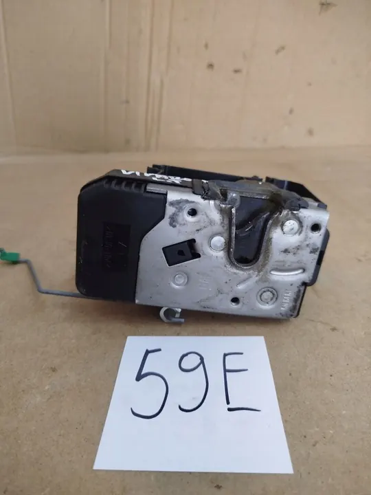 Vänster Bakdörrslås 905033916R Vivaro B Trafic III image 2