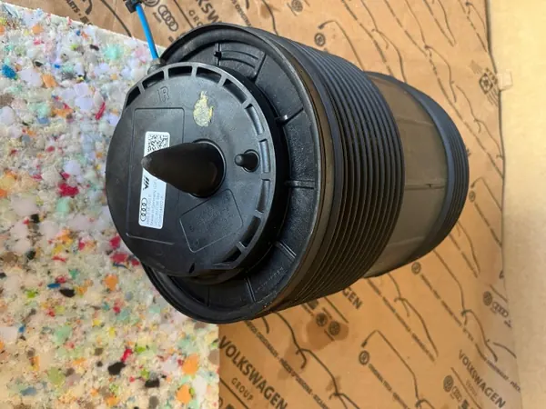 Audi Q7 Airbag OEM 4M0616001P/4M0616002P Links/Rechts Achter image 3