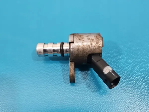 Capteur de Pompe à Huile OEM 55578222 pour Opel Insignia B image 4