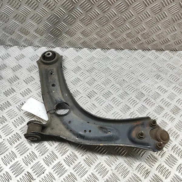 Braccio di Controllo Inferiore Anteriore VW PASSAT B8 2.0L Diesel image 2