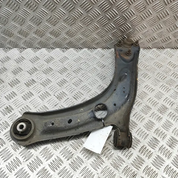 Braccio di Controllo Inferiore Anteriore VW PASSAT B8 2.0L Diesel image 6