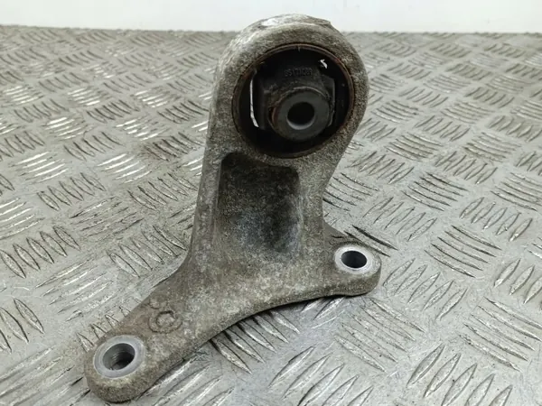 Mitsubishi OE FOB41055 Achterdifferentieelbevestiging image 2