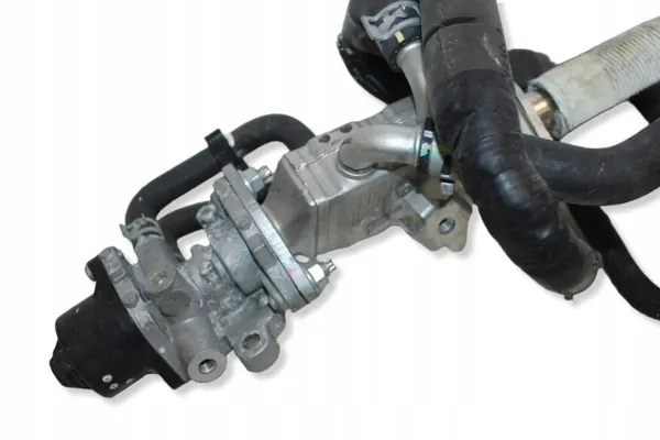 Válvula EGR Toyota Yaris OEM 2562047030 - Usada image 3